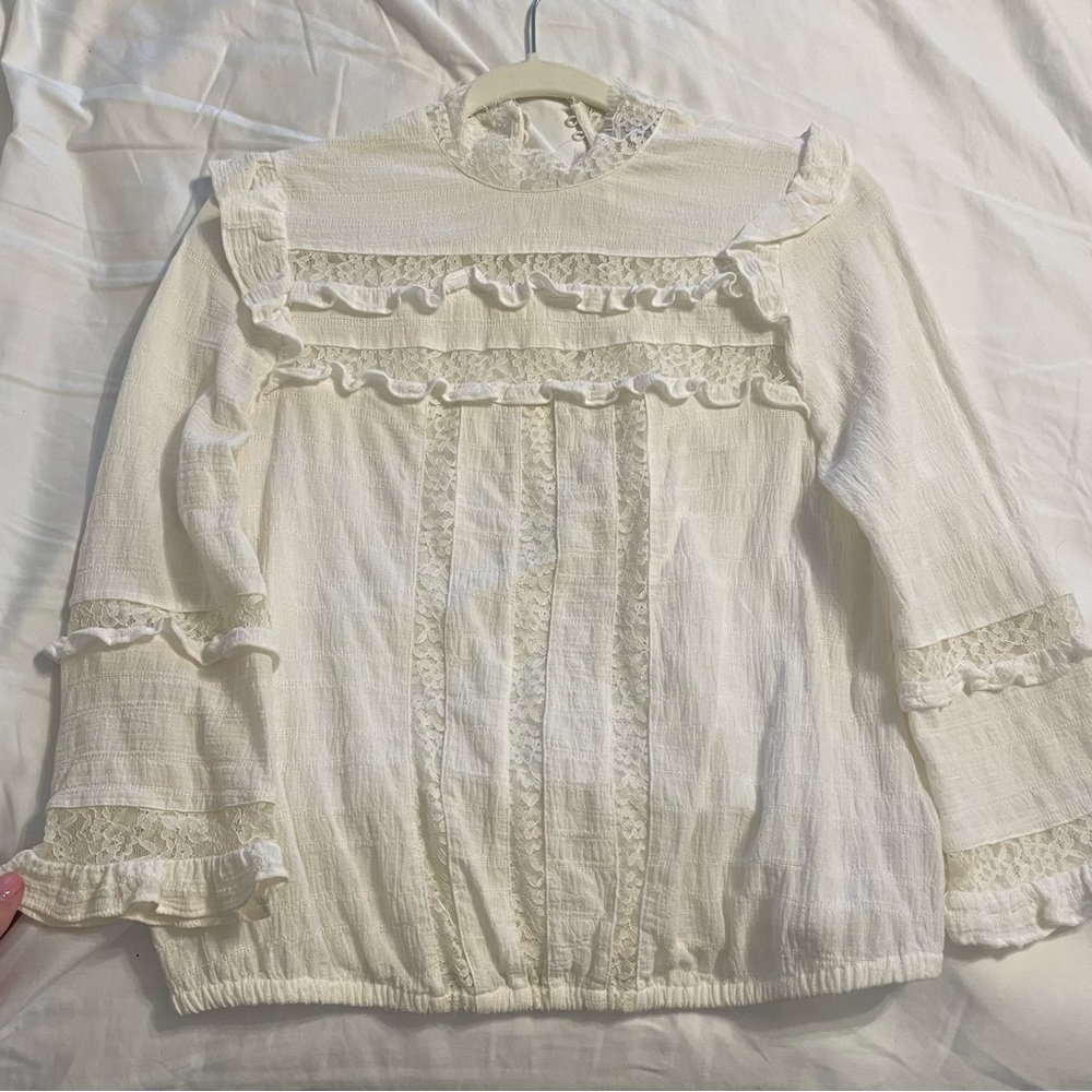 Express White lace top 3/4 sleeve size small